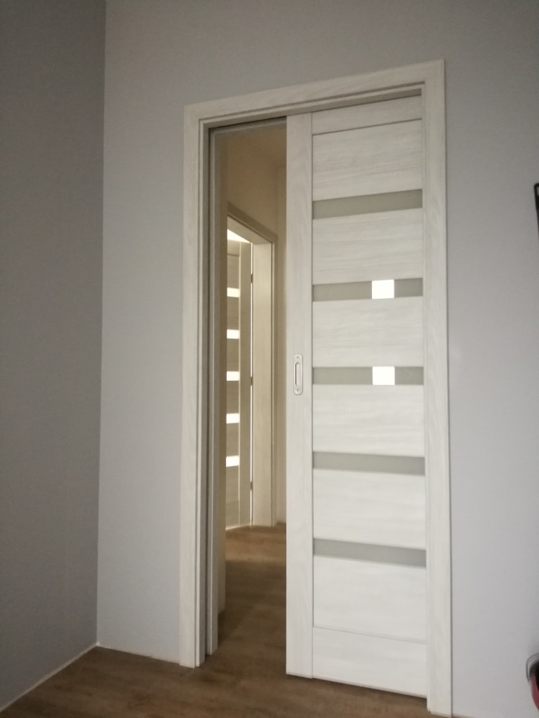 Další pohled na dveře TOSA dub bělený